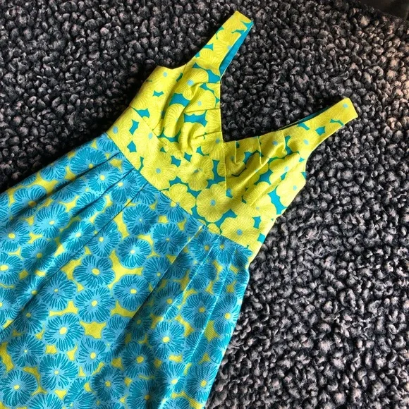 Nanette Lepore “Girls only” dress floral size 2 - Picture 3 of 7